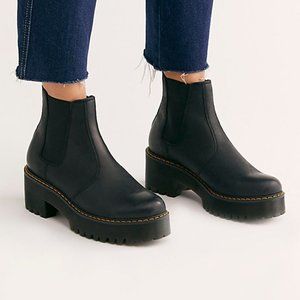 Dr Martens Women's Rometty Boot in Black